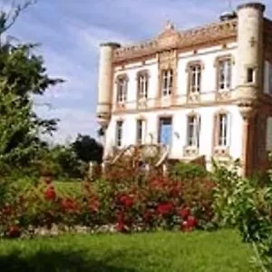 Chateau Lagaillarde Bed & Breakfast Thil (Haute-Garonne)