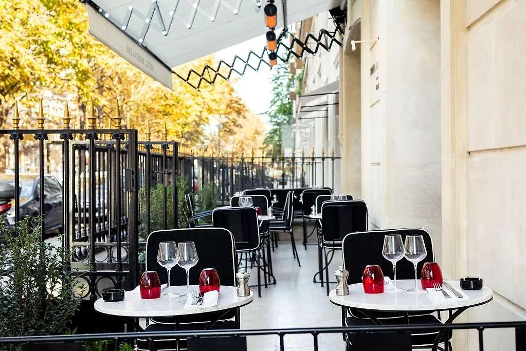 *****  Hotel Montaigne Paris France